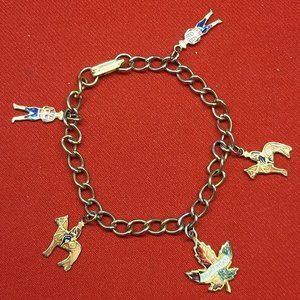 Maple Leaf Montreal Travel Souvenir Five Enameled Charms Charm Bracelet